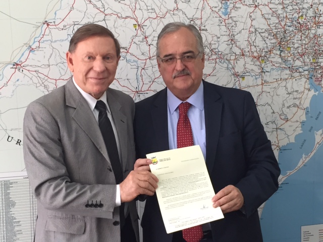 PREFEITO ENCAMINHA PLEITOS EM PORTO ALEGRE